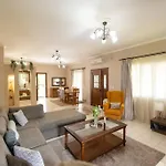بيت للعطل Elpida's