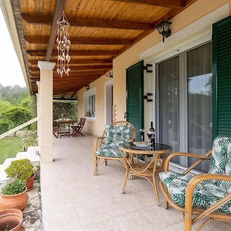 Holiday home Elpida's